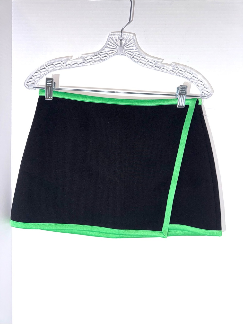Alice & Olivia Lilia Piped Crossover Skirt